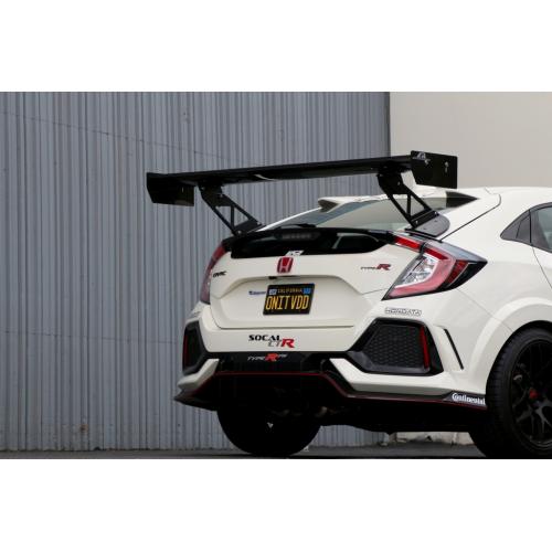 Evasive Motorsports: Revel GT Dry Carbon Center Dash Cover with Alcantara  Cover - Honda Civic 16-21 / Civic Type R FK8 17-21