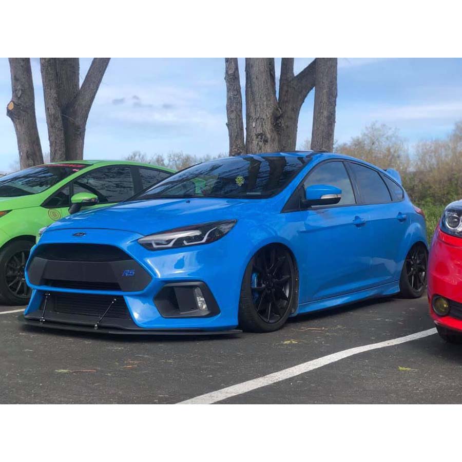 Focus rs deals trailer hitch