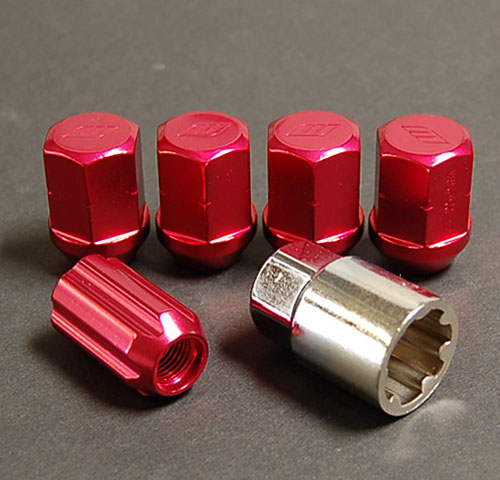 Red wheel lug deals nuts